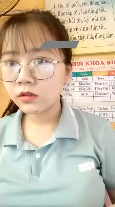 Guru Cantik Diam-Diam Tunjukkan Memek di Kelas